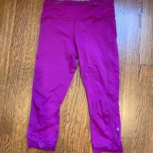 Lululemon leggings size 4